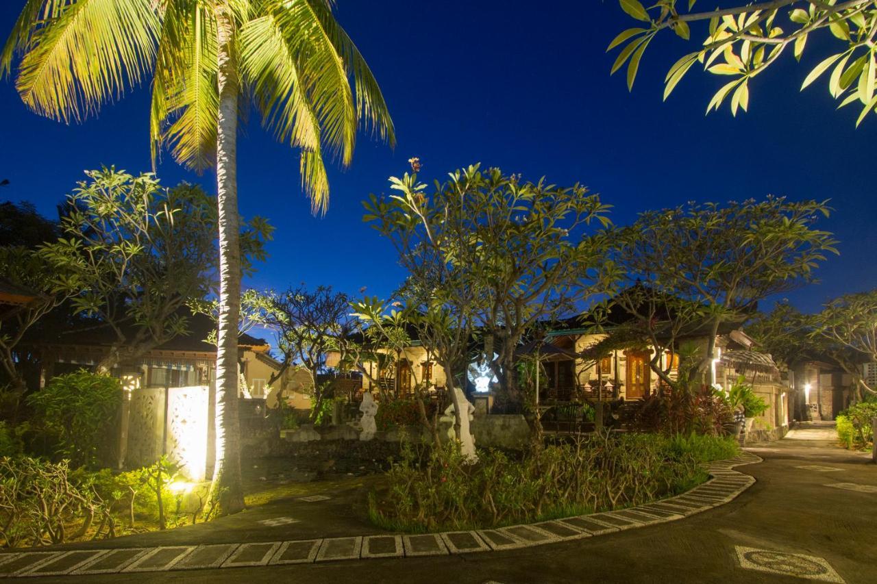Bali Taman Beach Resort & Spa Lovina Buleleng  Ngoại thất bức ảnh