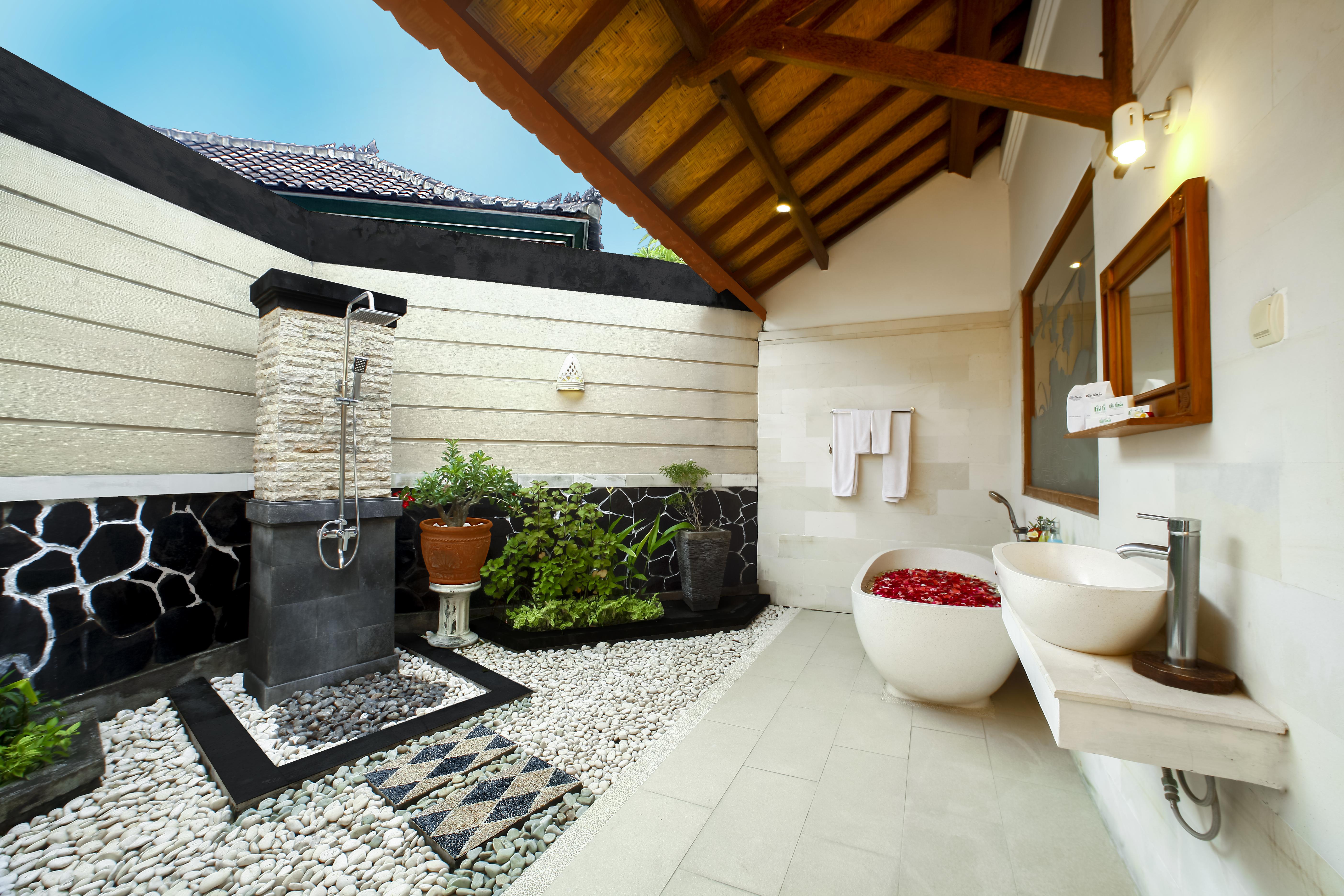 Bali Taman Beach Resort & Spa Lovina Buleleng  Ngoại thất bức ảnh