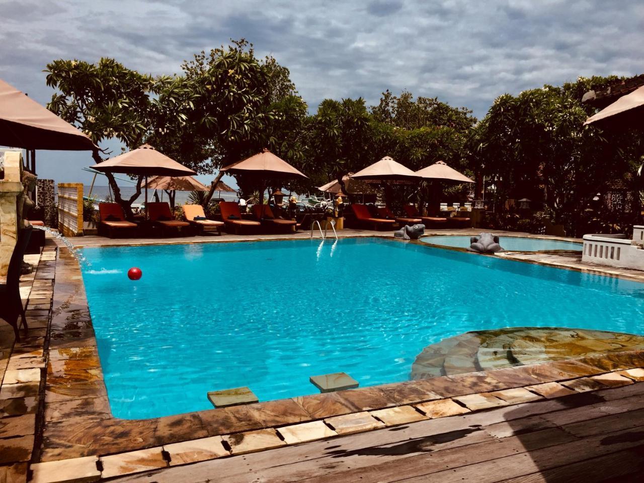 Bali Taman Beach Resort & Spa Lovina Buleleng  Ngoại thất bức ảnh