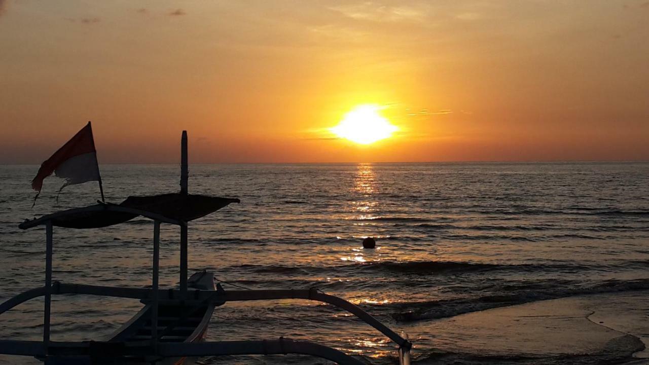Bali Taman Beach Resort & Spa Lovina Buleleng  Ngoại thất bức ảnh